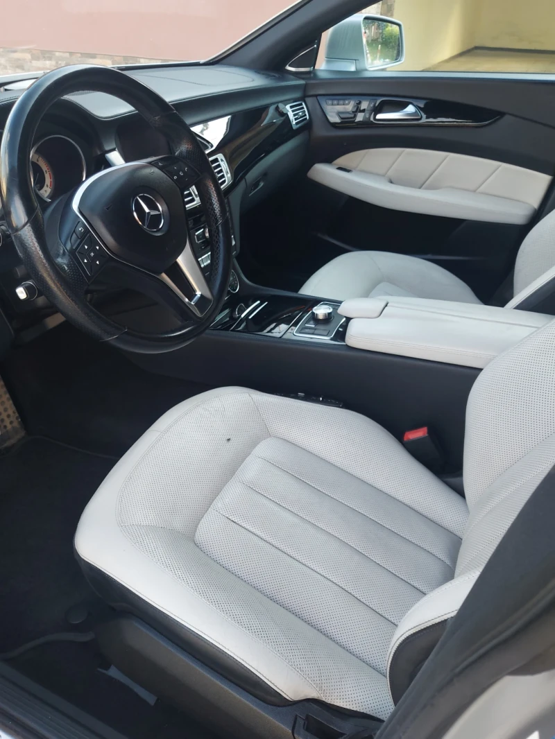Mercedes-Benz CLS 350, снимка 14 - Автомобили и джипове - 52616064