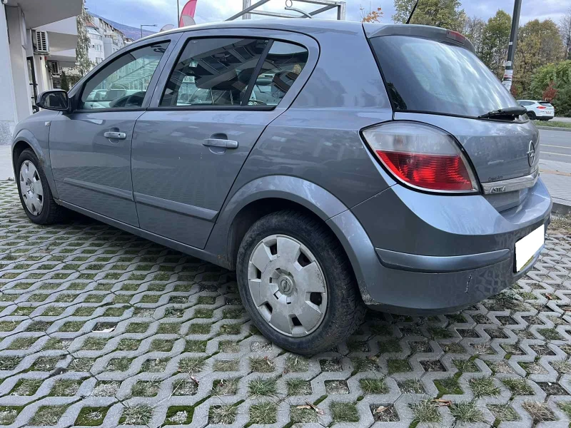 Opel Astra 1.6 TWINPORT, снимка 6 - Автомобили и джипове - 52194638