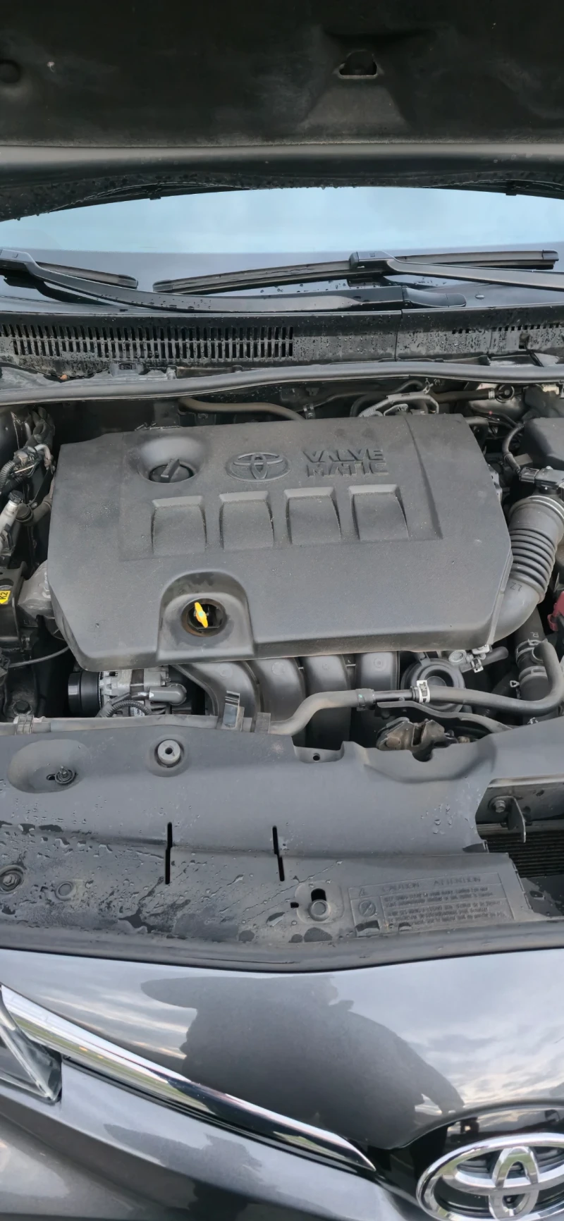 Toyota Avensis 2.0 i НОВА, снимка 7 - Автомобили и джипове - 52990348