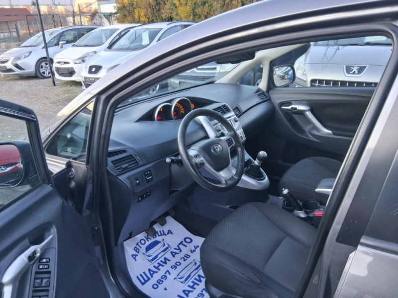 Toyota Verso, снимка 7 - Автомобили и джипове - 53048382