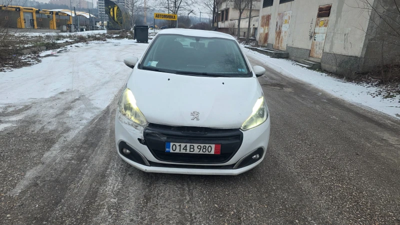 Peugeot 208 1.6hdi, снимка 12 - Автомобили и джипове - 53181533