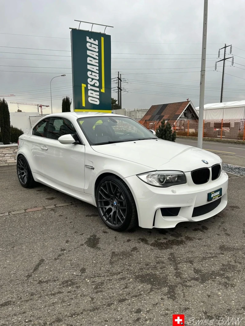 BMW 1M ЕДИН СОБСТВЕНИК * * ИЗРЯДНО ПОДДЪРЖАНА * * ГАРАЖНА