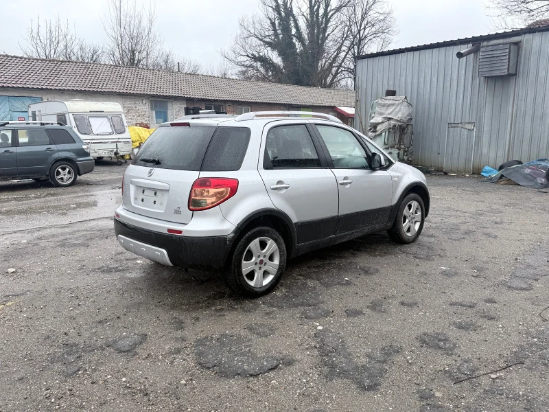 Fiat Sedici 1, 6 газ/бензин 4х4, снимка 7 - Автомобили и джипове - 53403331