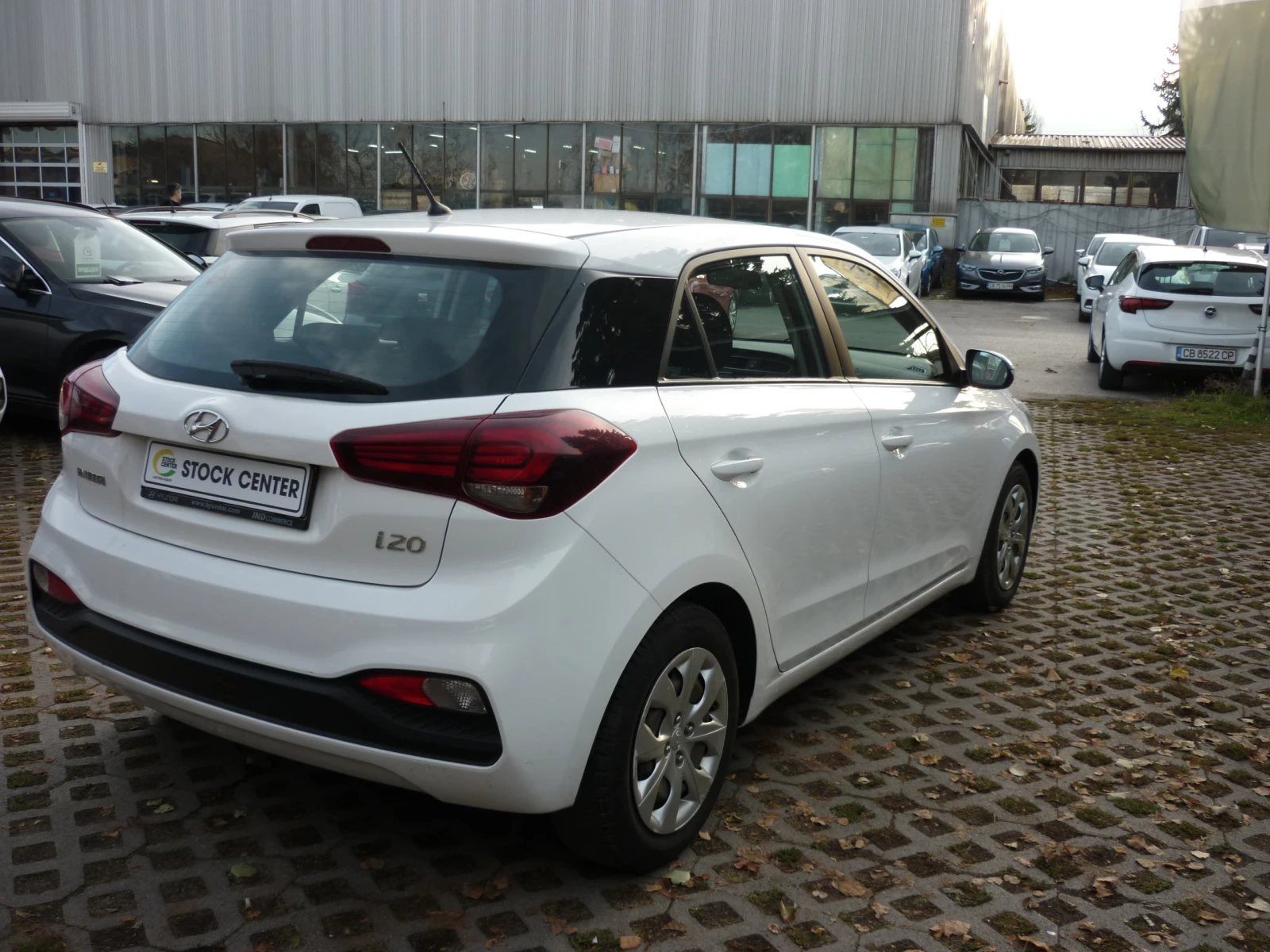 Hyundai I20 1.2i 85 к.с 5 бр - изображение 5