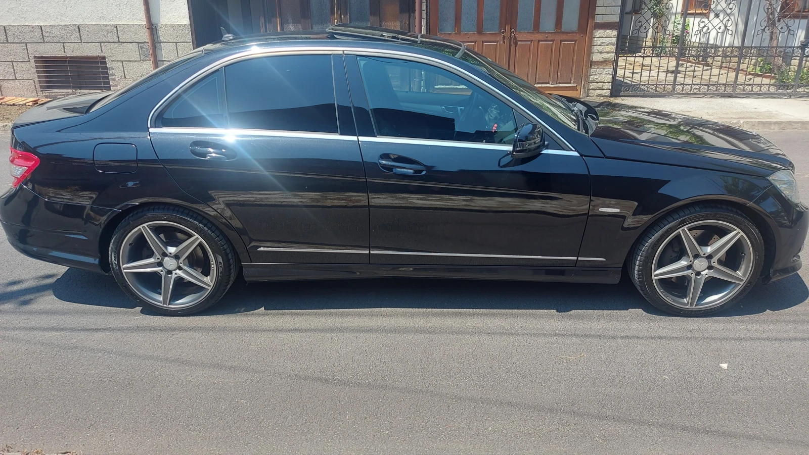 Mercedes-Benz C 350  - изображение 4