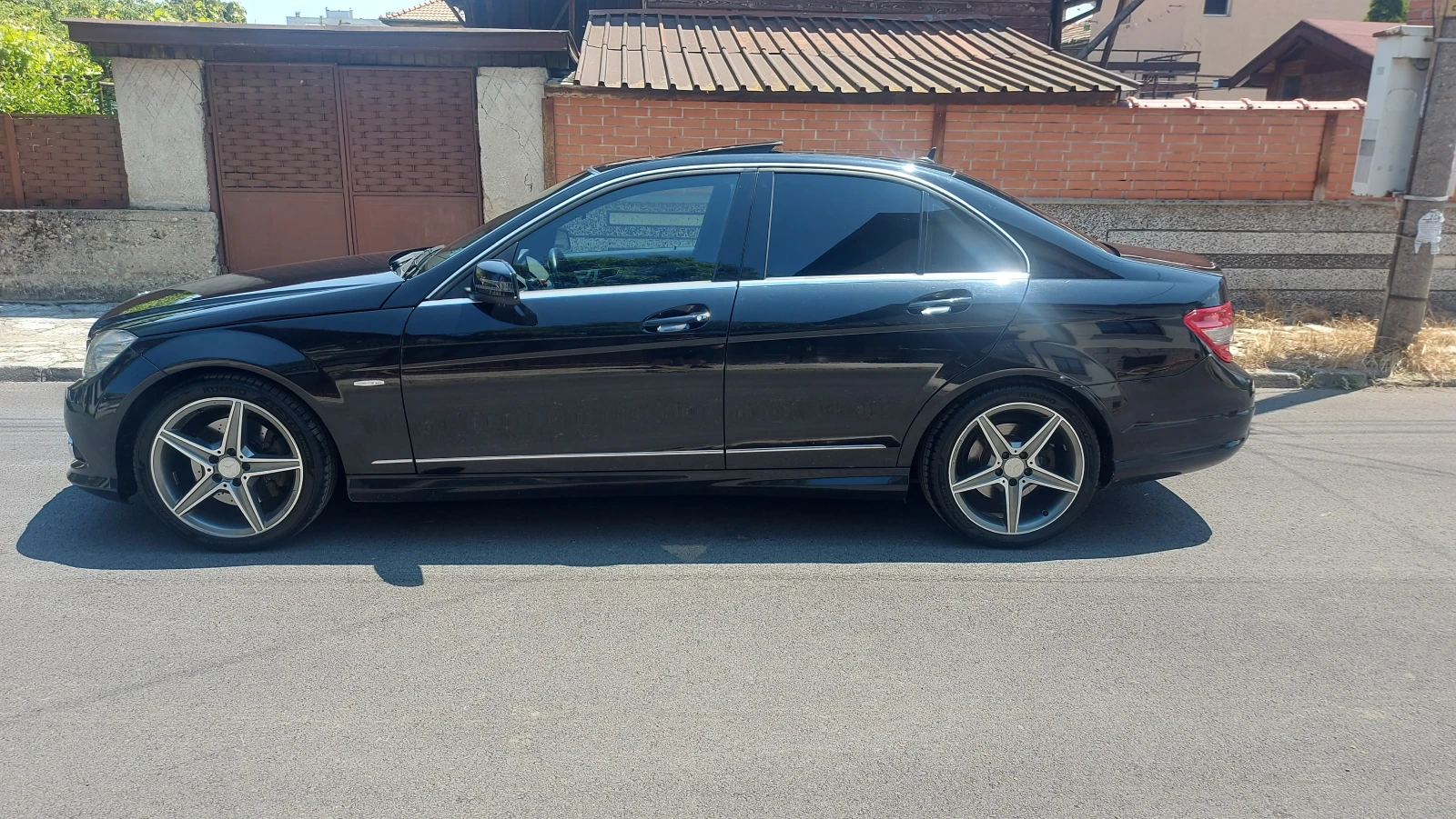 Mercedes-Benz C 350  - изображение 8