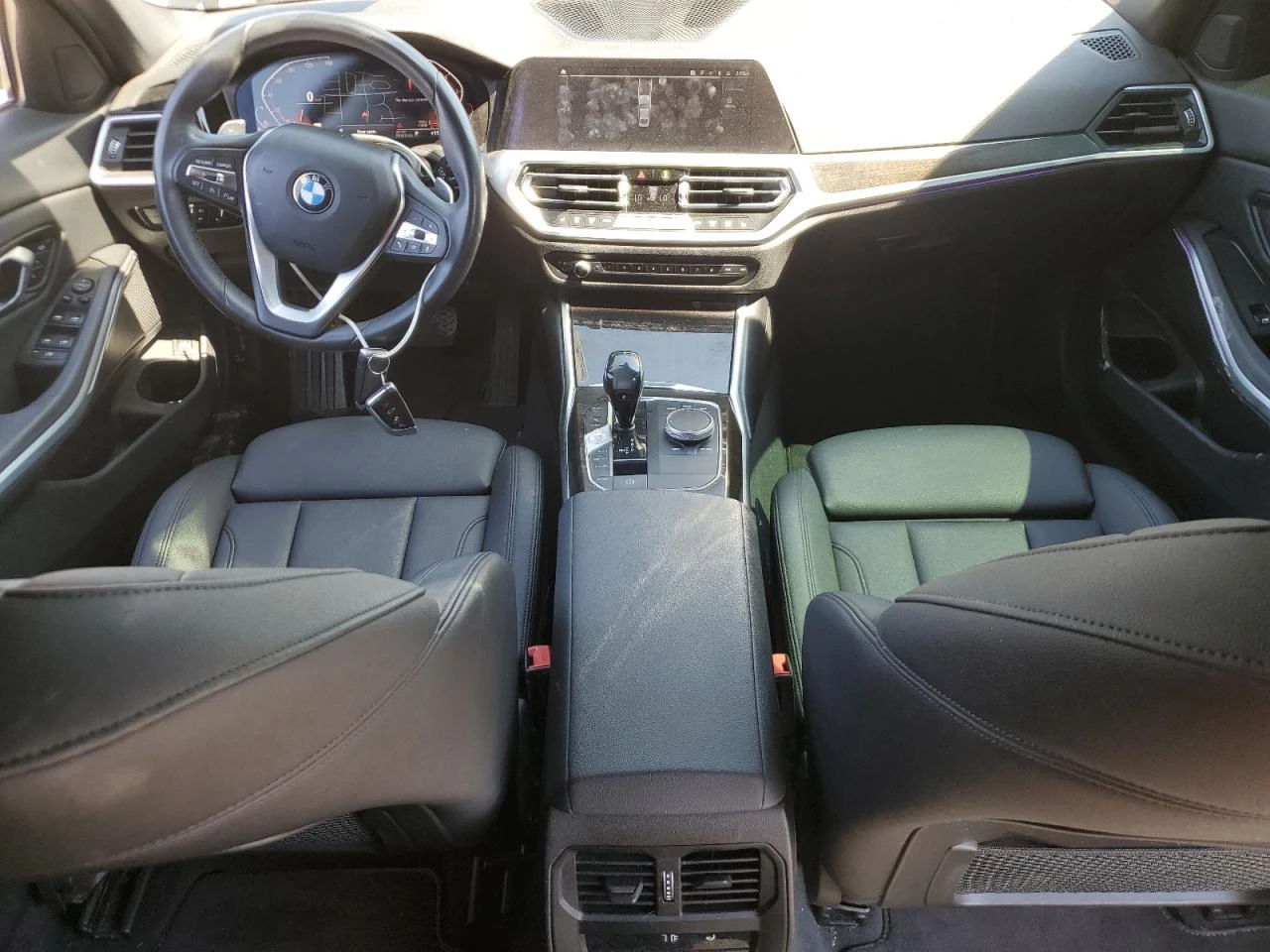 BMW 330 Digital!M-Pack!Реални километри! - изображение 8