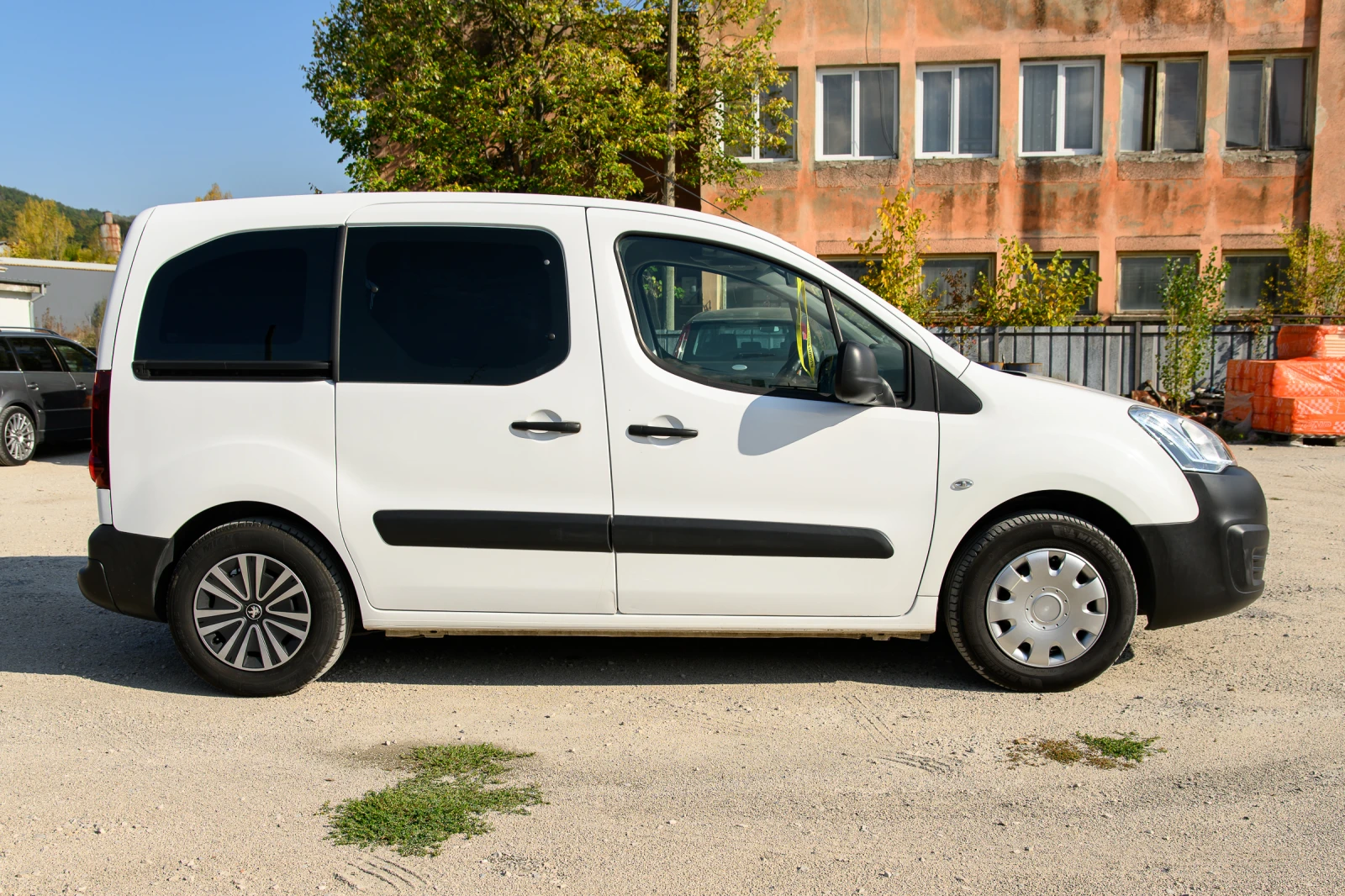 Peugeot Partner Tepee - изображение 4