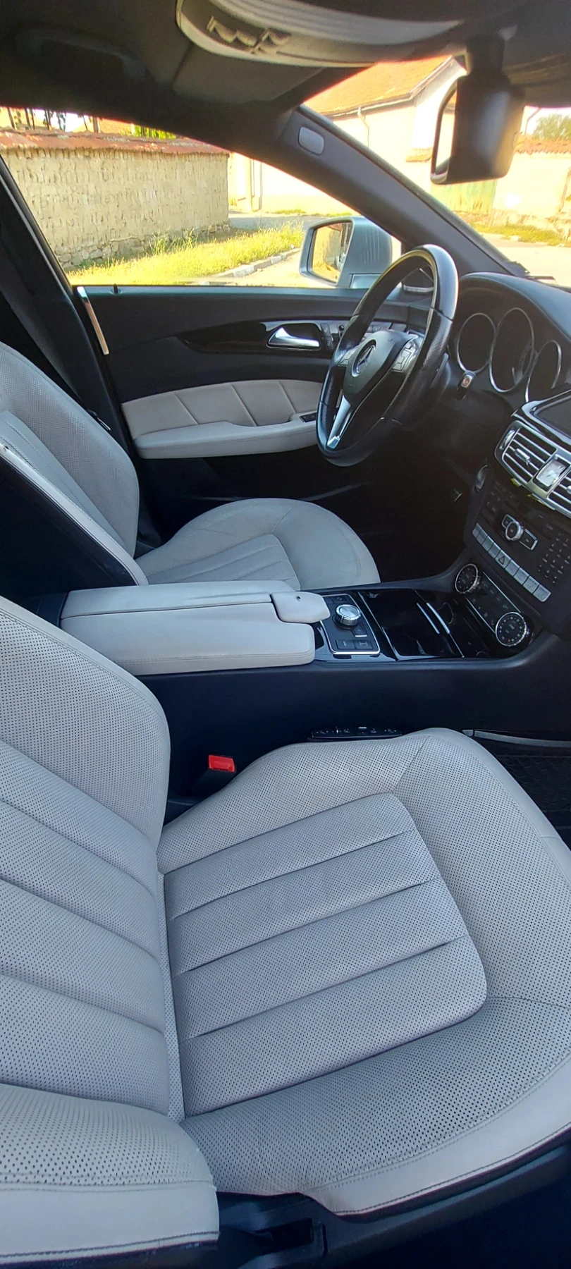 Mercedes-Benz CLS 350  - изображение 7