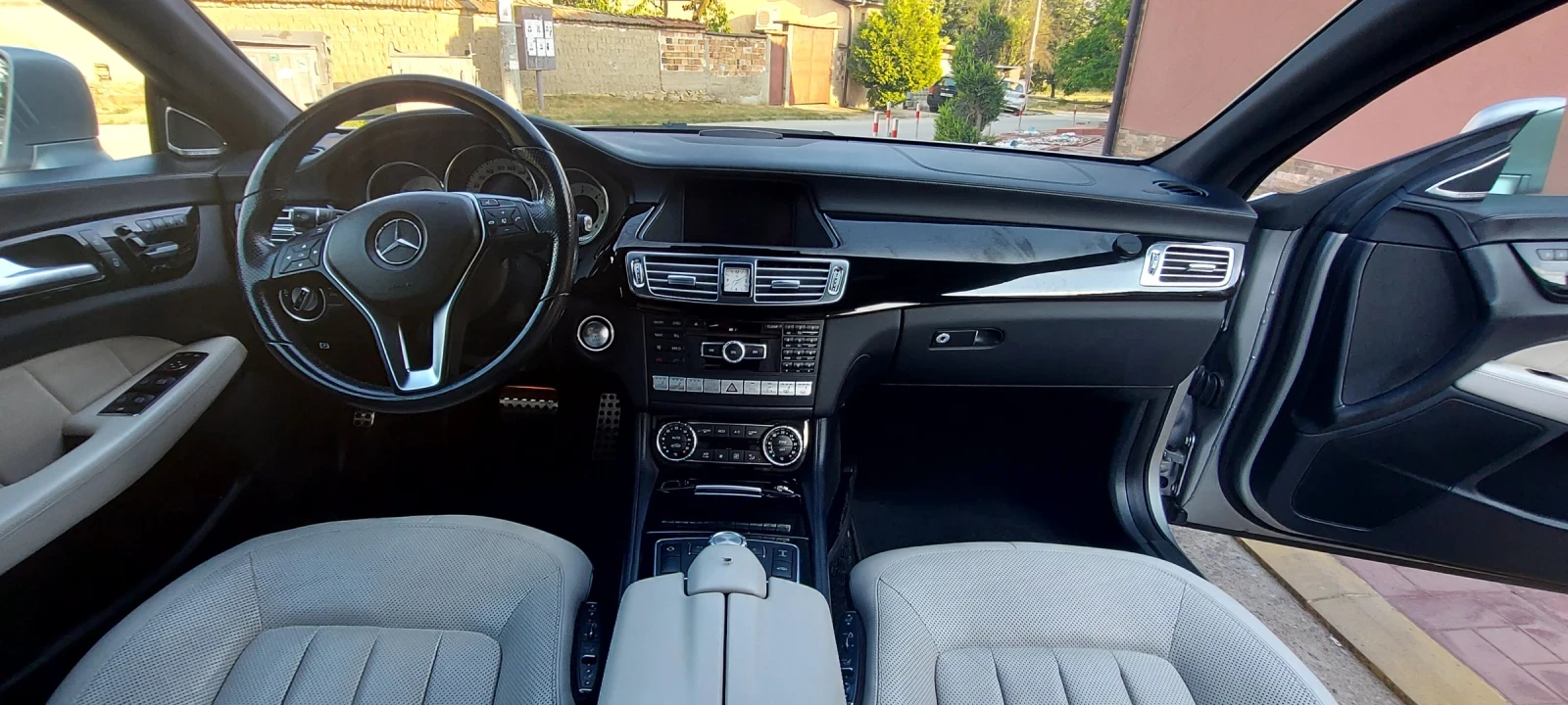 Mercedes-Benz CLS 350  - изображение 8