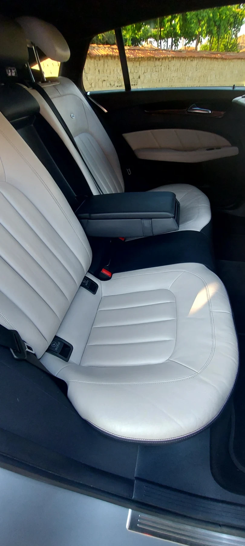 Mercedes-Benz CLS 350  - изображение 2