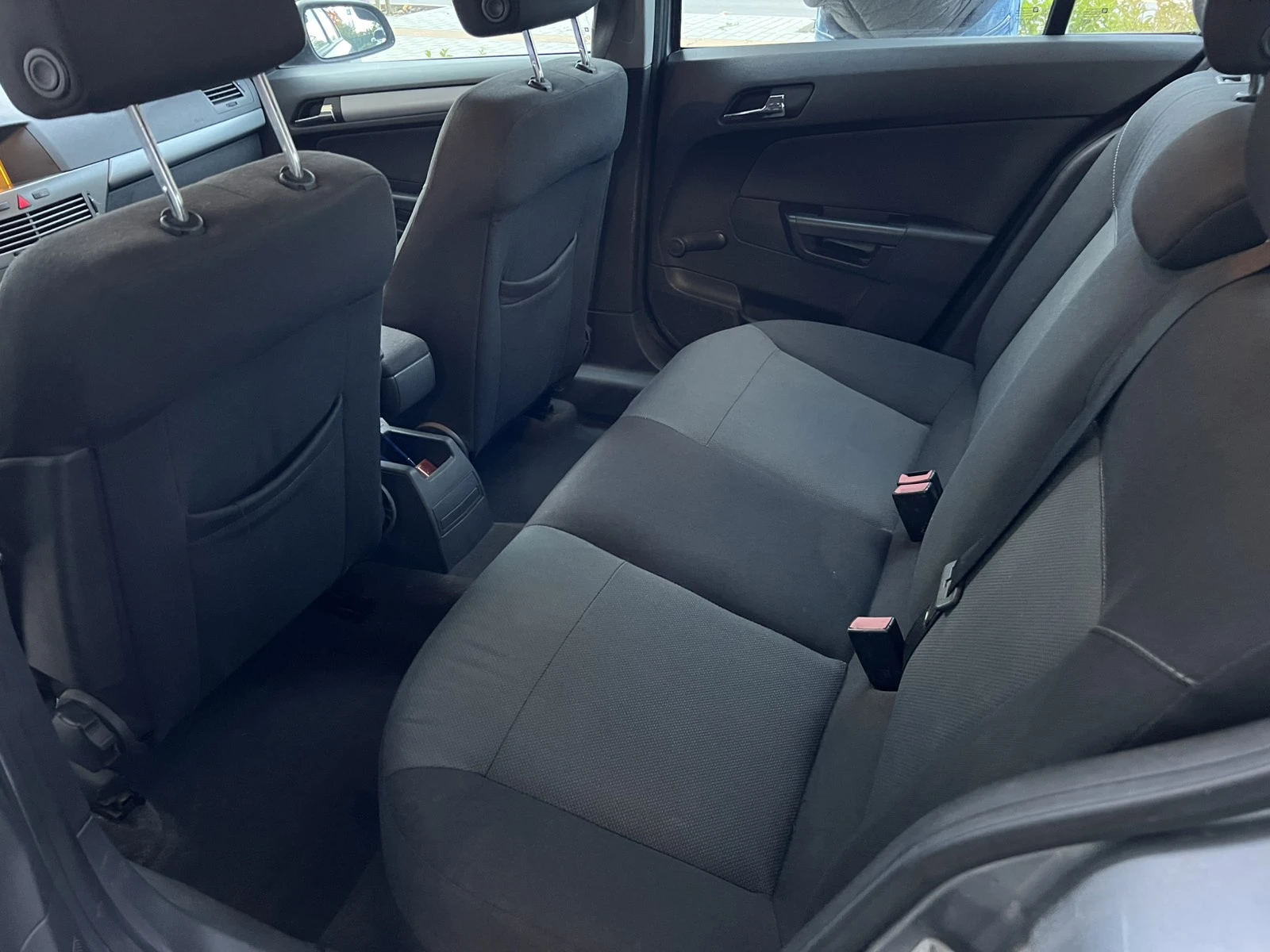 Opel Astra 1.6 TWINPORT - изображение 9