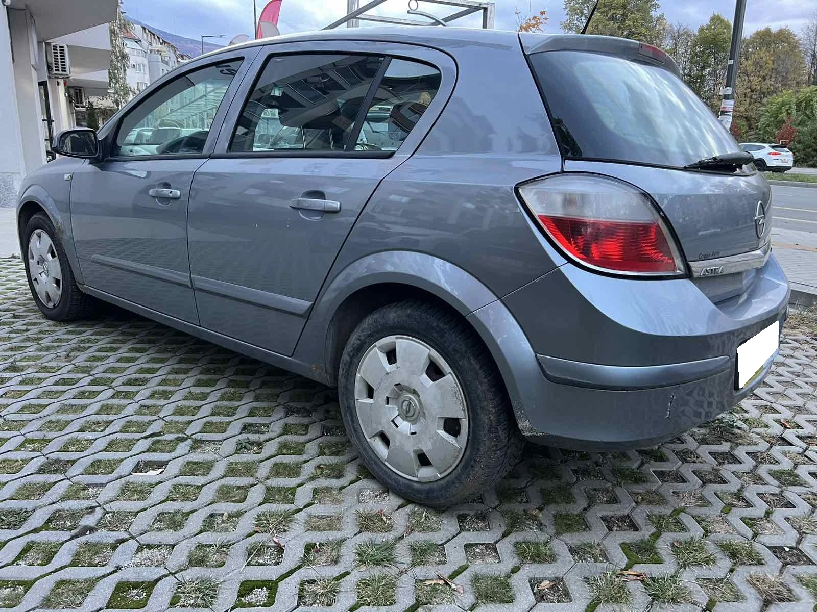 Opel Astra 1.6 TWINPORT - изображение 5