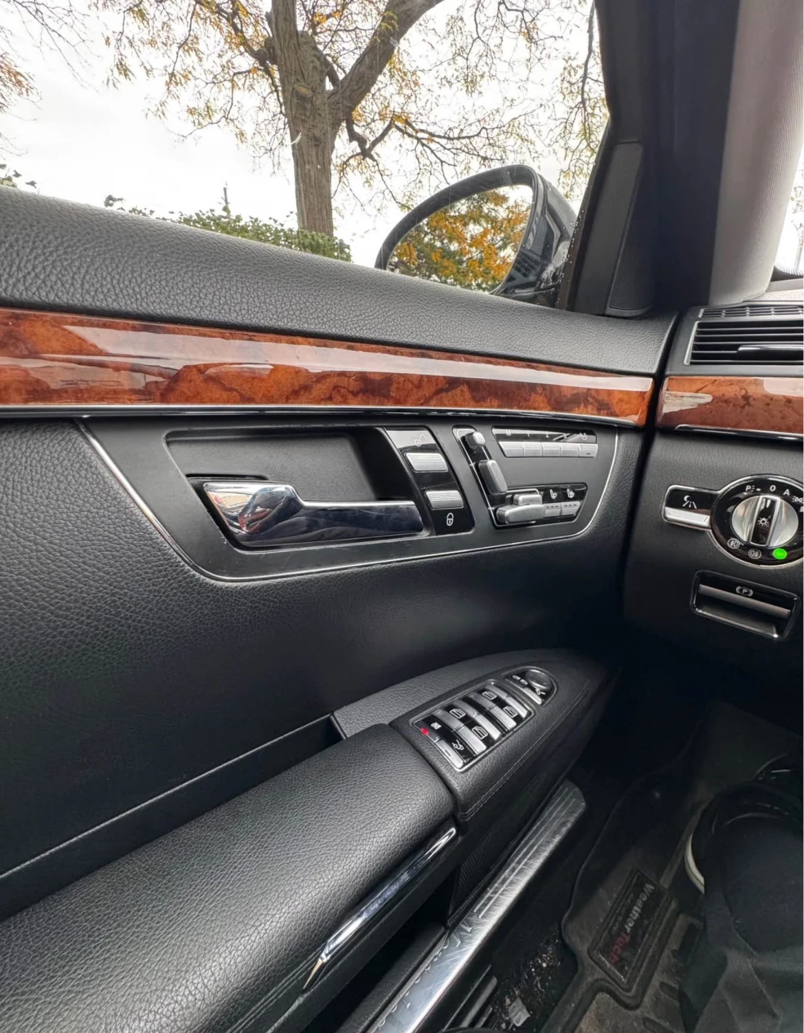 Mercedes-Benz S 550 4MATIC * * CARFAX * * АВТО КРЕДИТ * *  - изображение 6