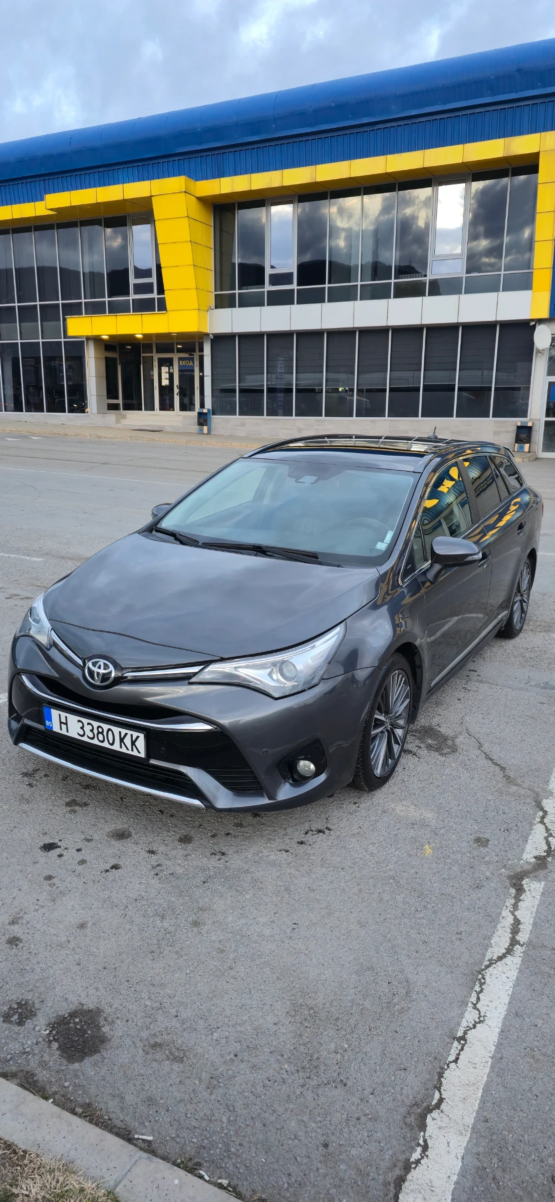 Toyota Avensis 2.0 i НОВА