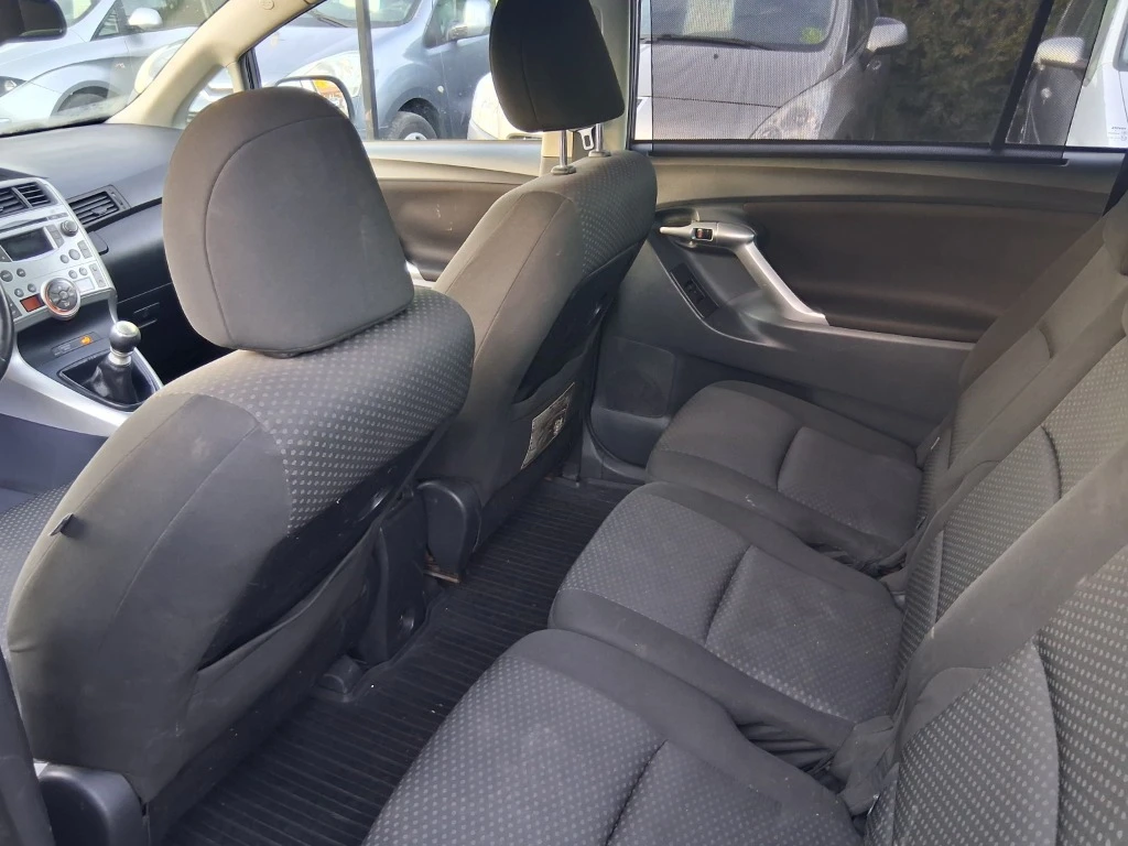 Toyota Verso  - изображение 8