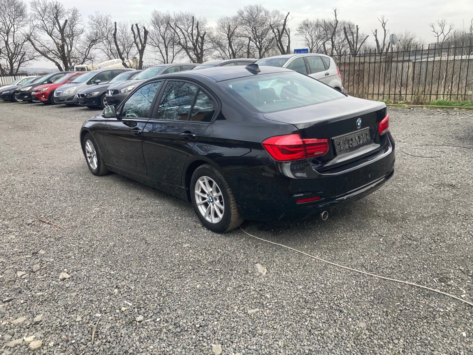 BMW 320  - изображение 6