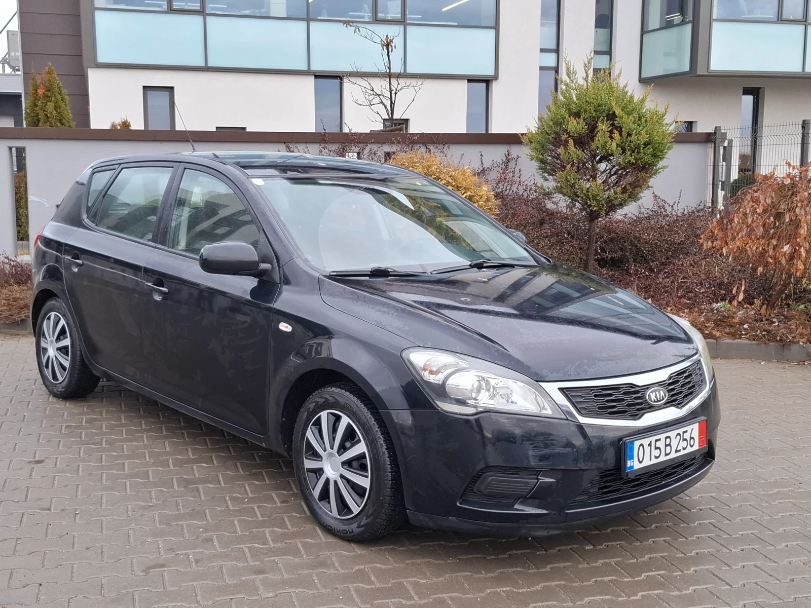 Kia Ceed 1.6CRDi* (90��)* FACELIFT* ��� ����* *  | Mobile.bg � ����������� 3