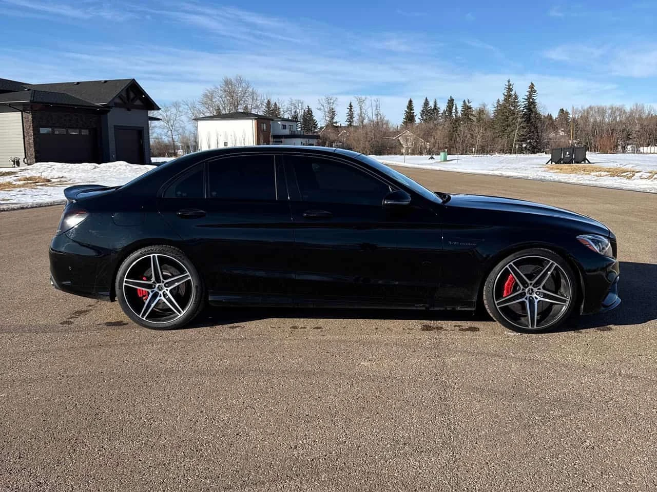 Mercedes-Benz C 63 AMG * АВТО КРЕДИТ* ЦЕНА ДО БГ * СЕРВИЗНА ИСТОРИЯ *  - изображение 3