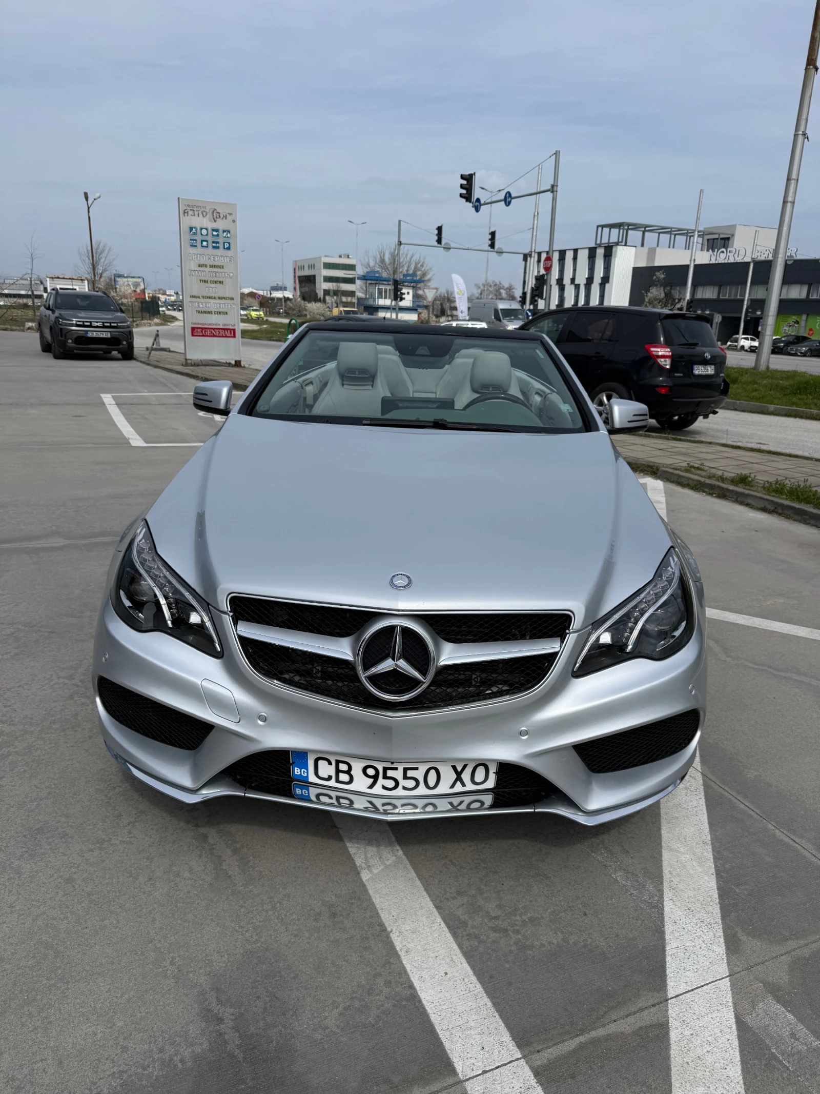 Mercedes-Benz E 500 CABRIO V8 FACELIFT / 5.5 Атмосферен / БЕЗ УДАР /  