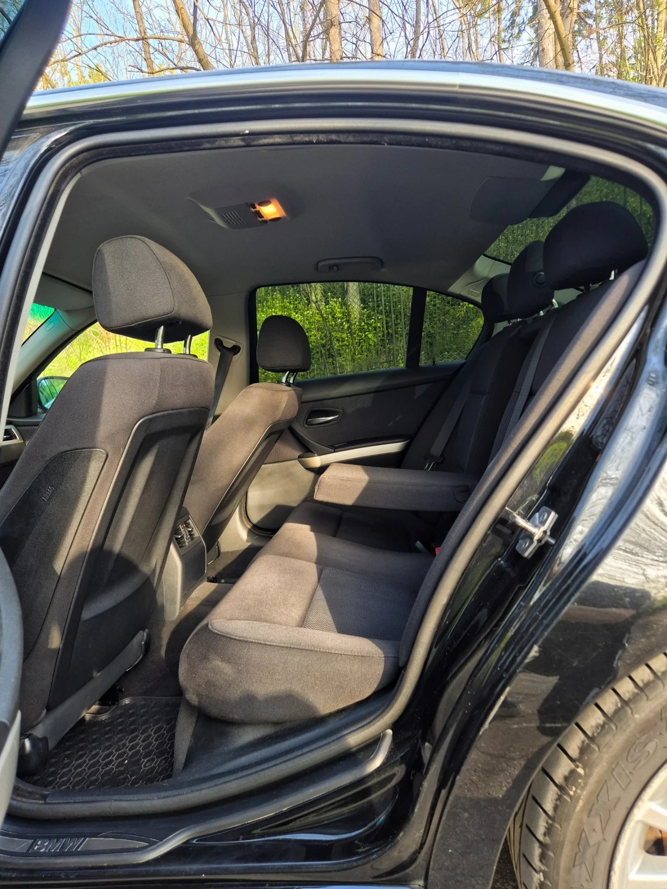 BMW 330 E90, снимка 11 - Автомобили и джипове - 54221913