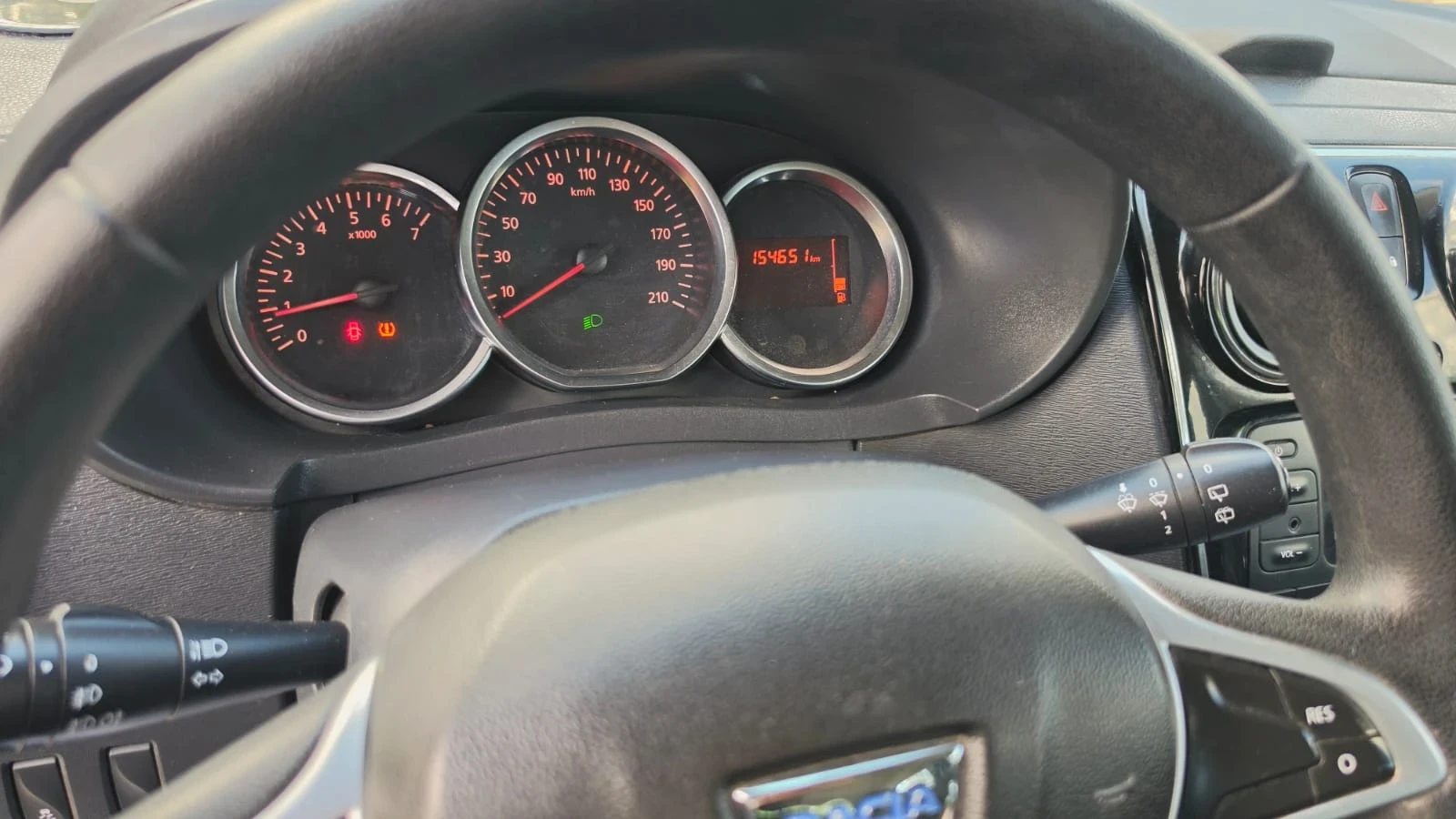 Dacia Lodgy, снимка 11 - Автомобили и джипове - 54600580