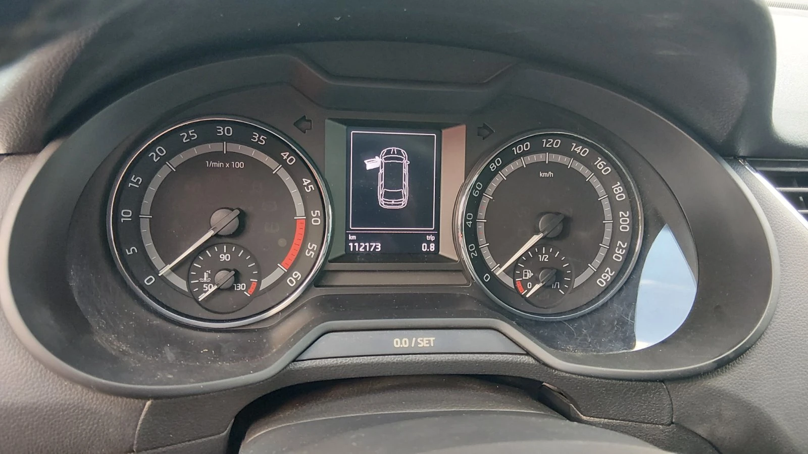 Skoda Octavia Scout 2.0 TDI 4x4, снимка 11 - Автомобили и джипове - 54700734