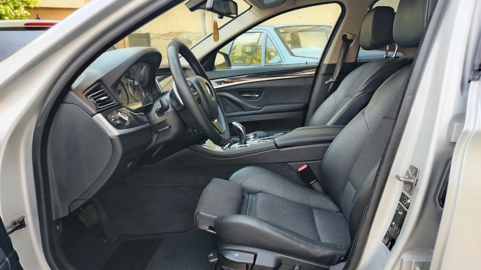 BMW 520 d M-paket, снимка 10 - Автомобили и джипове - 55051910