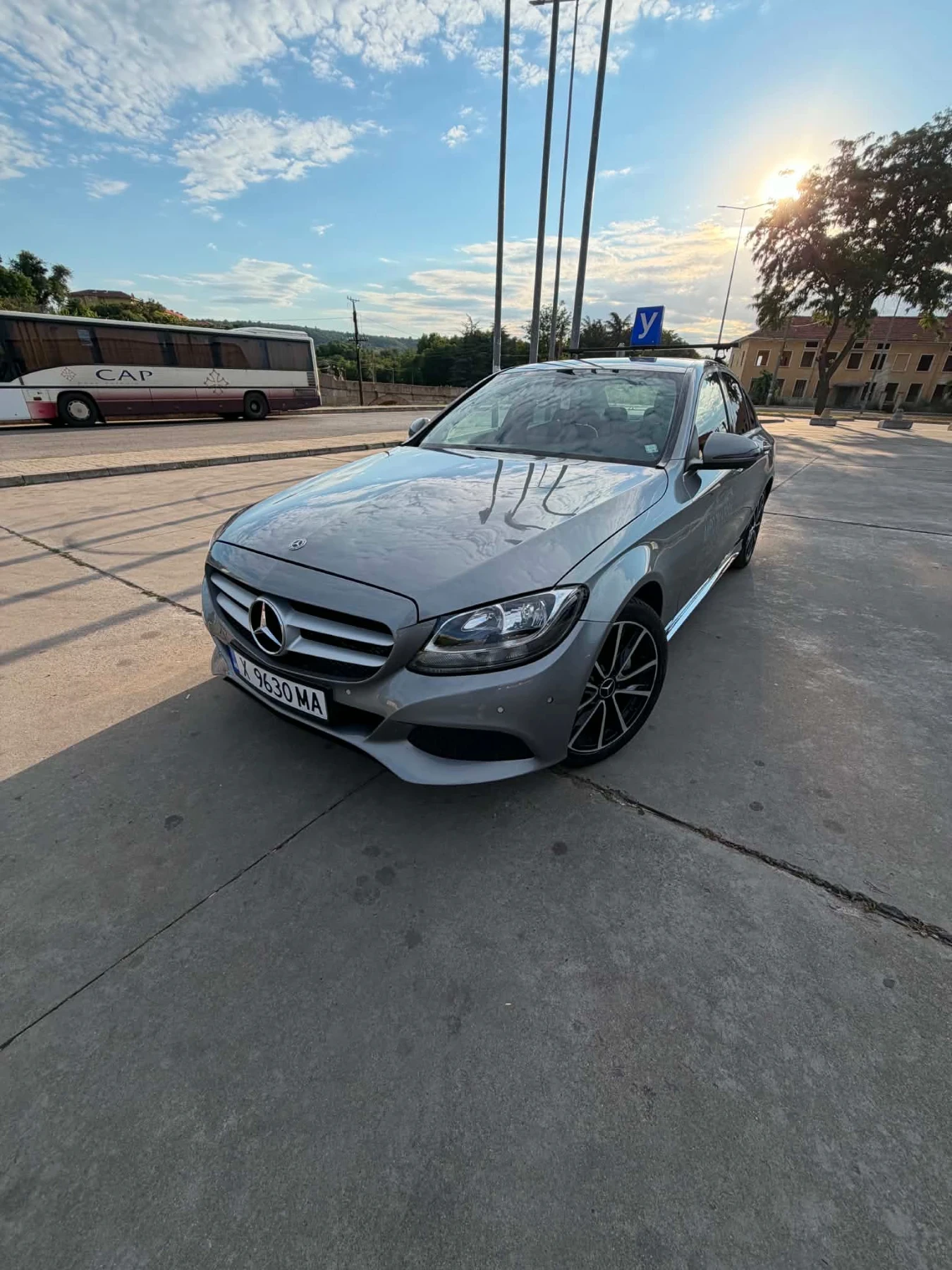 Mercedes-Benz C 180