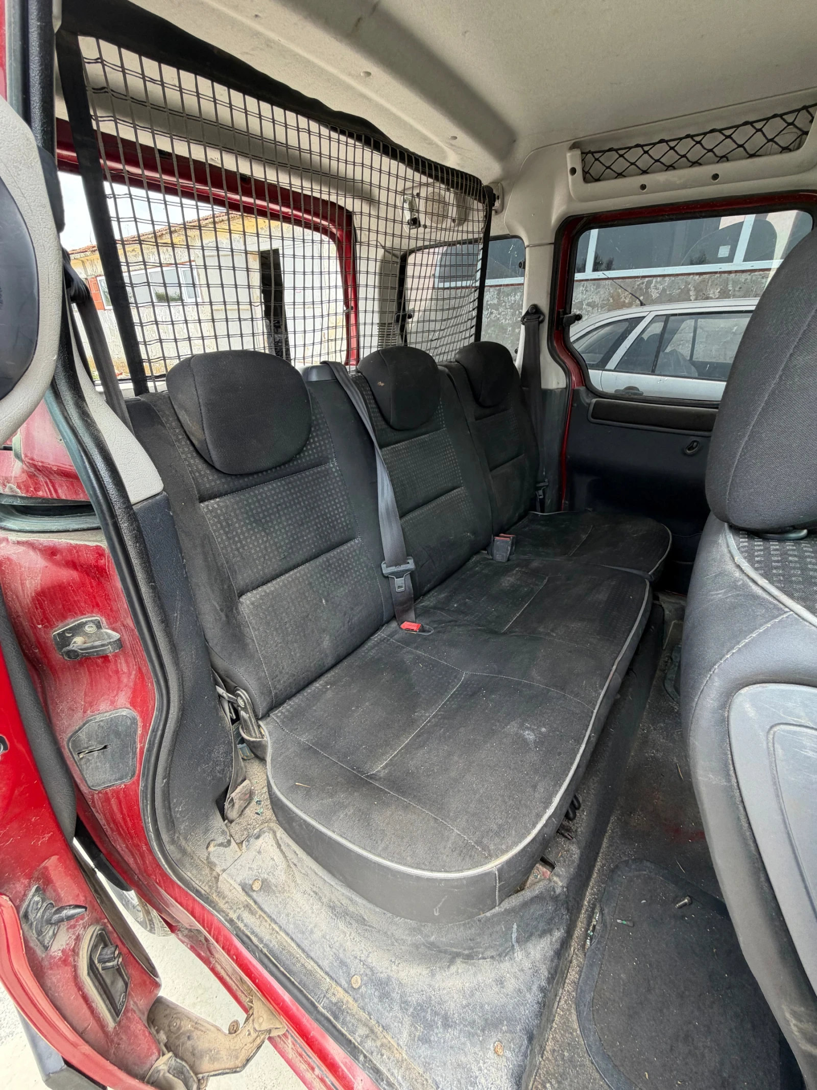 Peugeot Partner 1.4i, снимка 6 - Автомобили и джипове - 55343217