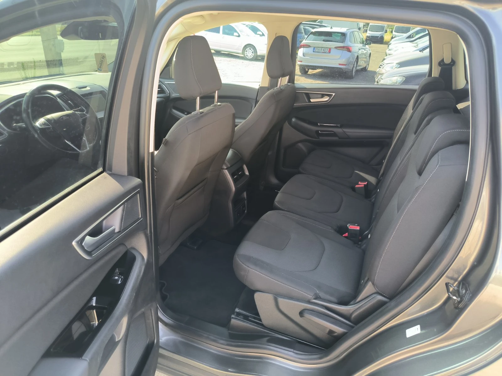 Ford S-Max 2.0d-Navi-Kamera-Keyless-Euro-6D, снимка 16 - Автомобили и джипове - 55411872