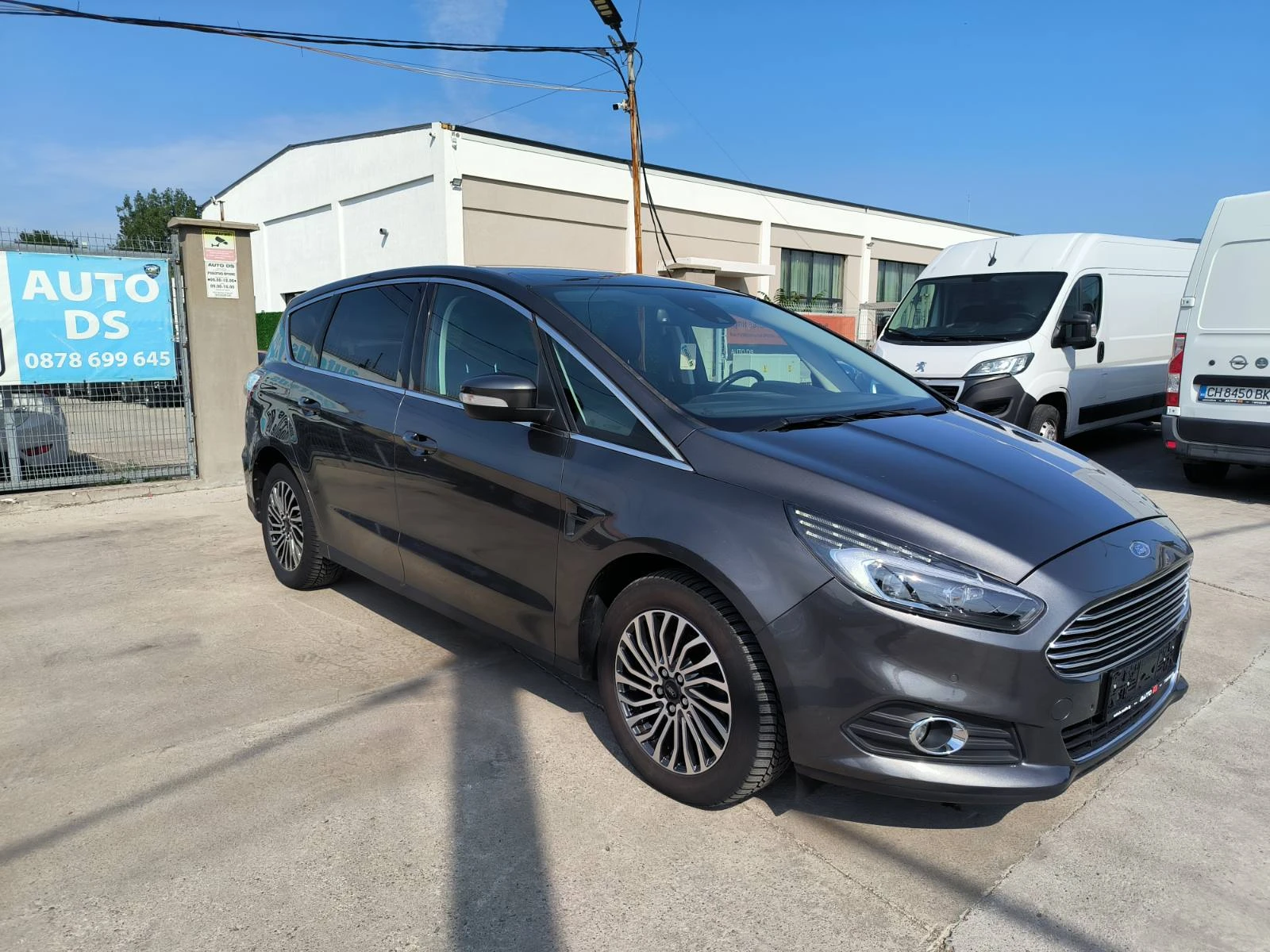 Ford S-Max 2.0d-Navi-Kamera-Keyless-Euro-6D, снимка 3 - Автомобили и джипове - 55411872