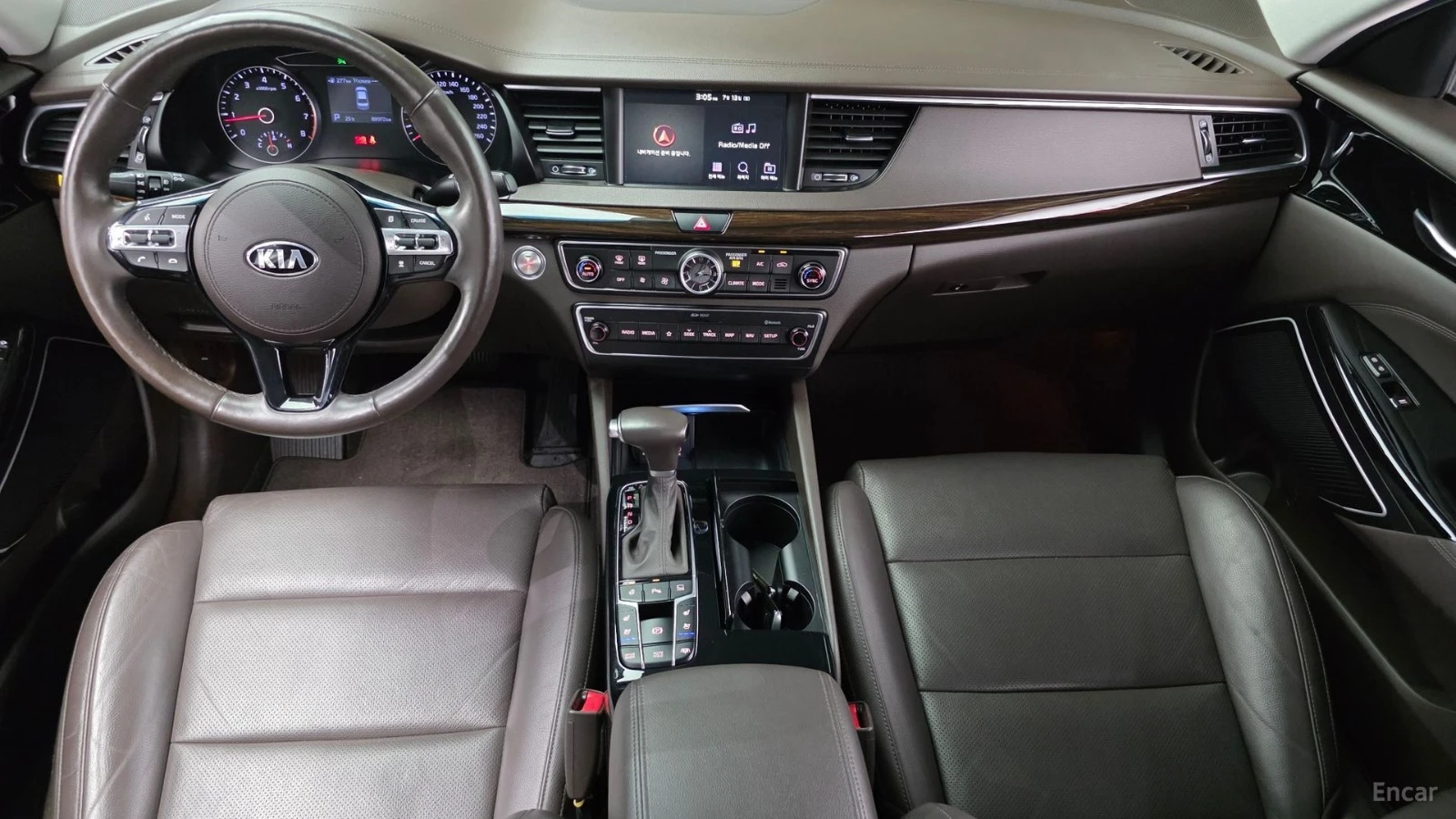 Kia K7 2.4GDi* NOBLESSE* ПОДГРЕВ* ОБДУХВАНЕ* КАМЕРА* , снимка 6 - Автомобили и джипове - 55465697