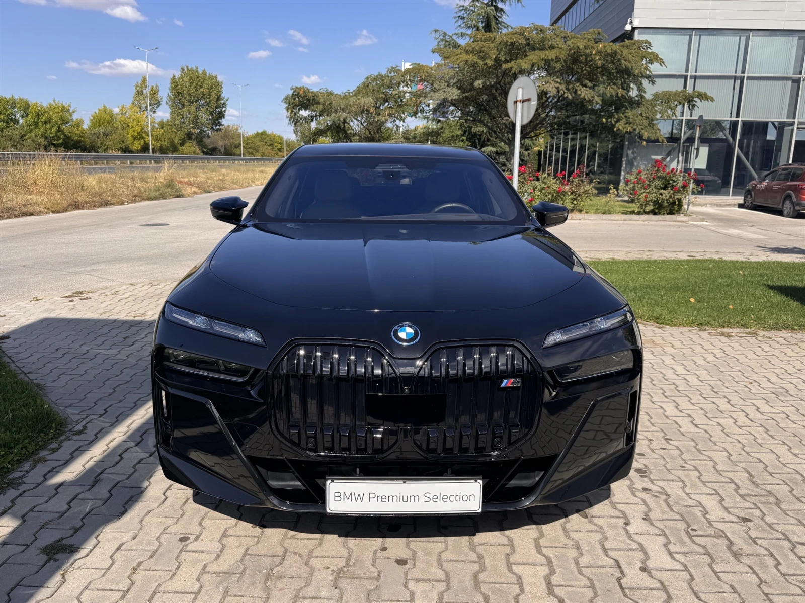 BMW 760 xDrive, снимка 8 - Автомобили и джипове - 56325408