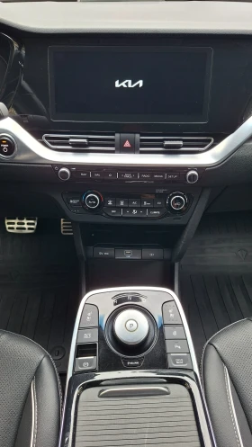 Kia Niro 64kw Термопомпа, снимка 10