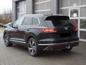 VW Touareg * 3.0TDI* R-LINE* 4M* LEDER* HEAD-UP* DIST* NAVI* , снимка 3