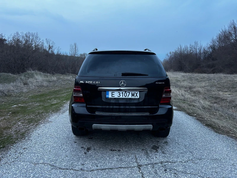 Mercedes-Benz ML 320 Sport 4Matic , снимка 4 - Автомобили и джипове - 47535945