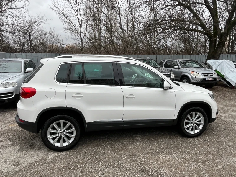 VW Tiguan 2.0 TSI 4x4 DSG Sport&Style, снимка 5 - Автомобили и джипове - 46171079