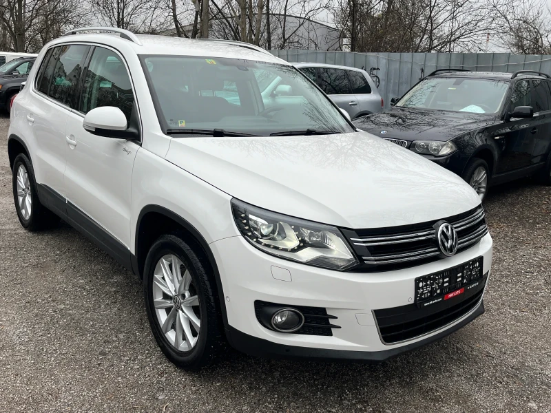 VW Tiguan 2.0 TSI 4x4 DSG Sport&Style, снимка 4 - Автомобили и джипове - 46171079