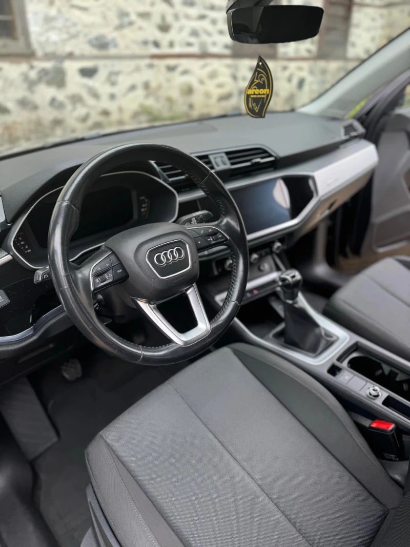 Audi Q3 35 TFSI, снимка 5 - Автомобили и джипове - 48442488