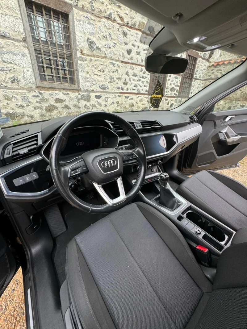 Audi Q3 35 TFSI, снимка 3 - Автомобили и джипове - 48442488