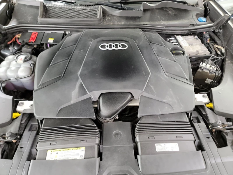 Audi Q8 PROGRESSIV 55TFSI* 360 КАМЕРА* ПАНОРАМА, снимка 17 - Автомобили и джипове - 49480246