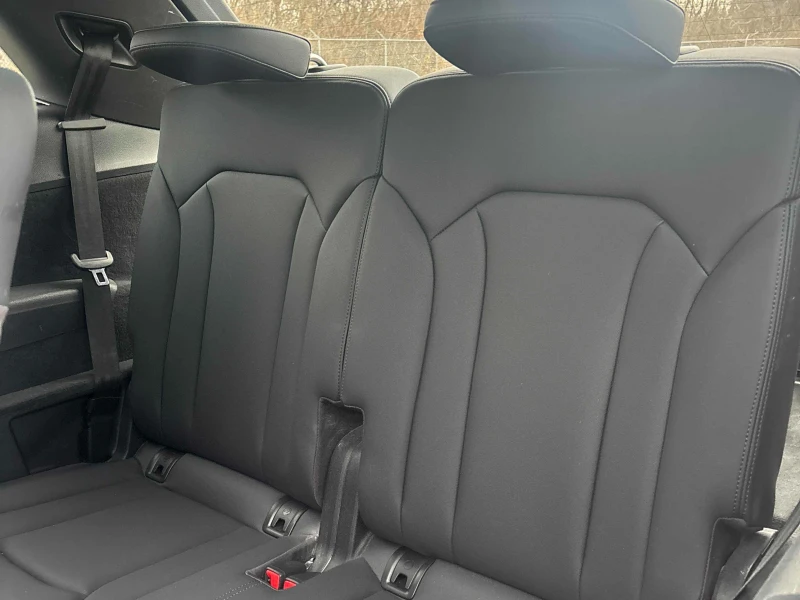 Audi Q7 Progressiv * * CARFAX * * АВТО КРЕДИТ * * , снимка 12 - Автомобили и джипове - 52756262