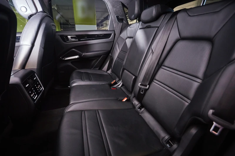 Porsche Cayenne TURBO/ALCANTARA/MATRIX, снимка 14 - Автомобили и джипове - 53114915