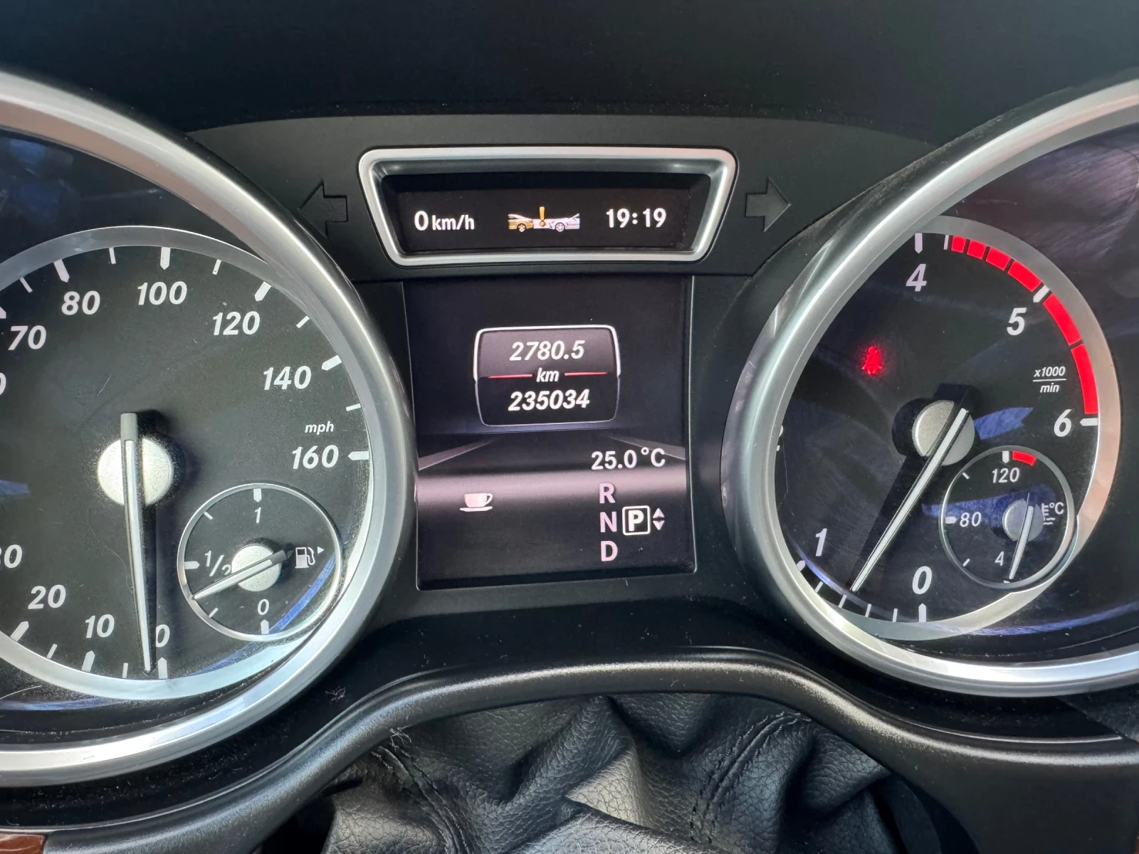 Mercedes-Benz GL 350  - изображение 9