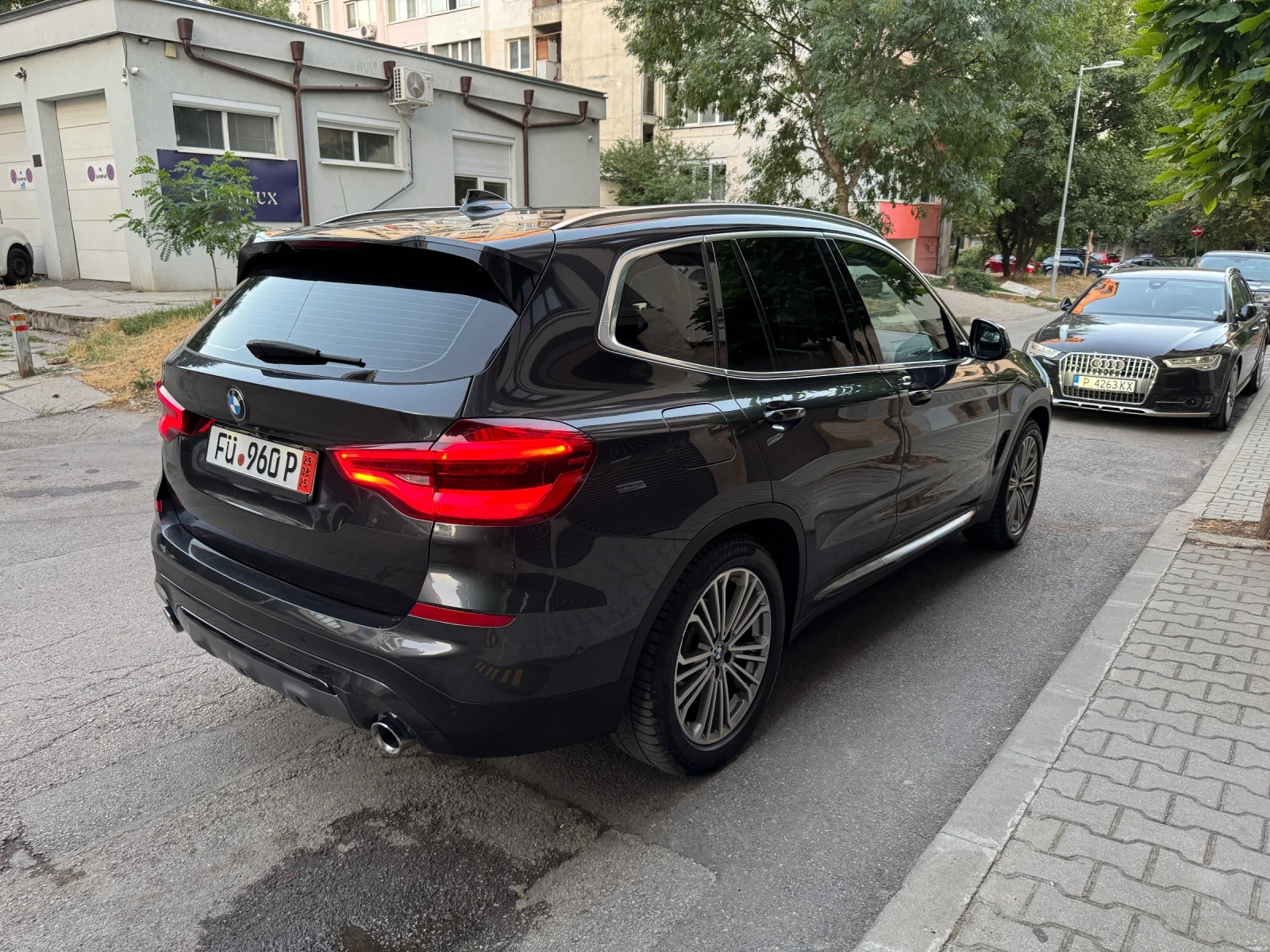 BMW X3 Luxury Line / Регистриран - изображение 2