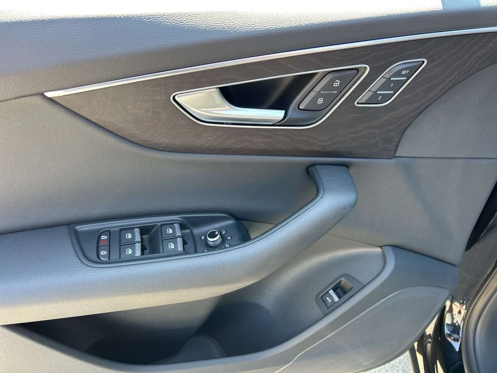 Audi Q7 * quattro Premium * CARFAX * ��� ������������ ���� | Mobile.bg � ����������� 8