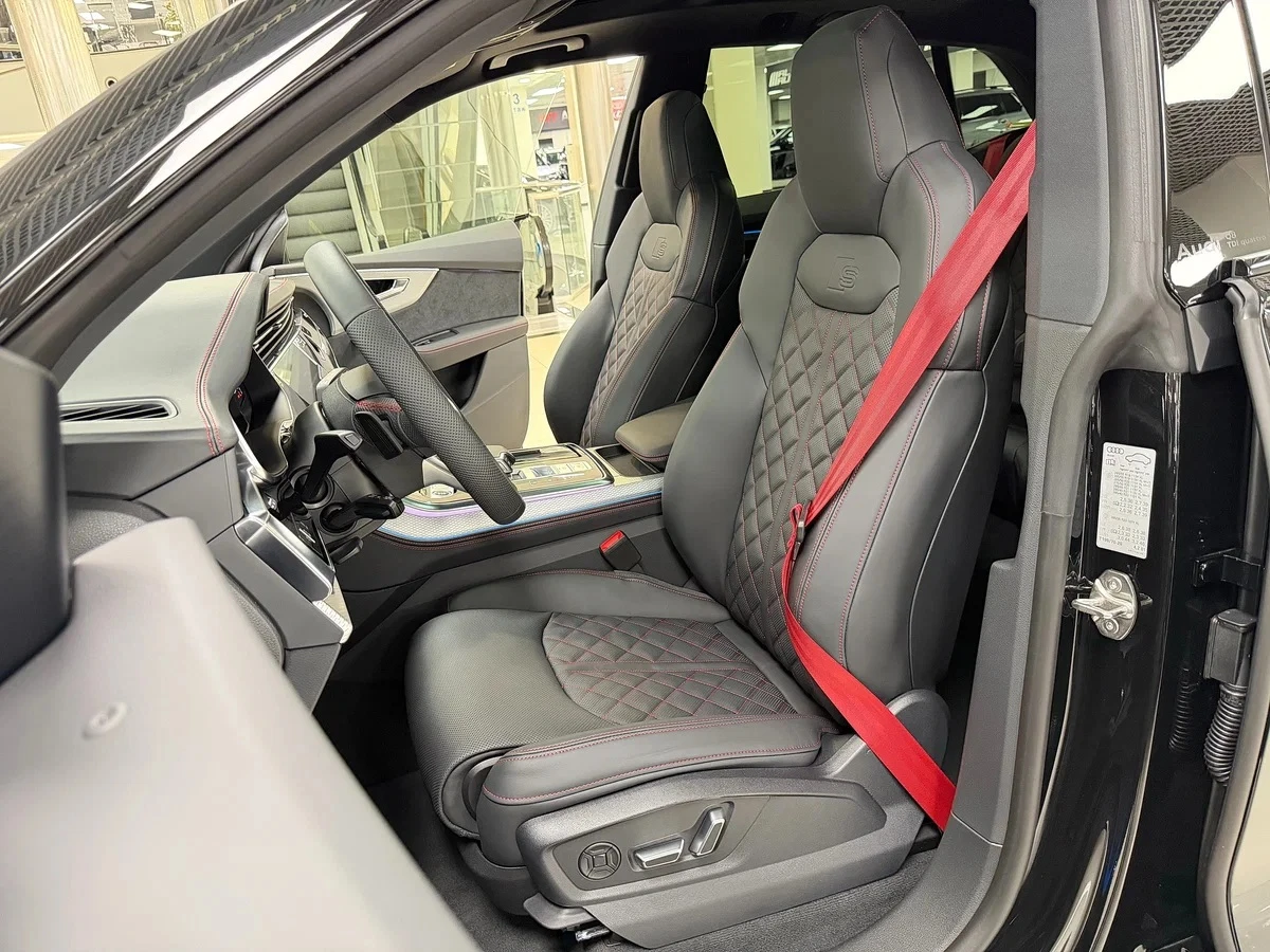 Audi Q8 50TDI Quattro S-Line - изображение 6