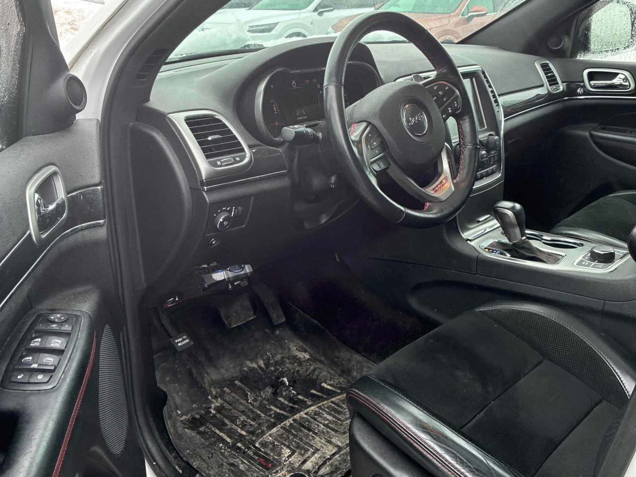 Jeep Grand cherokee TRAILHAWK 5.7 * FULLMAX* ДИСТРОНИК* АЛКАНТАРА*  - изображение 6