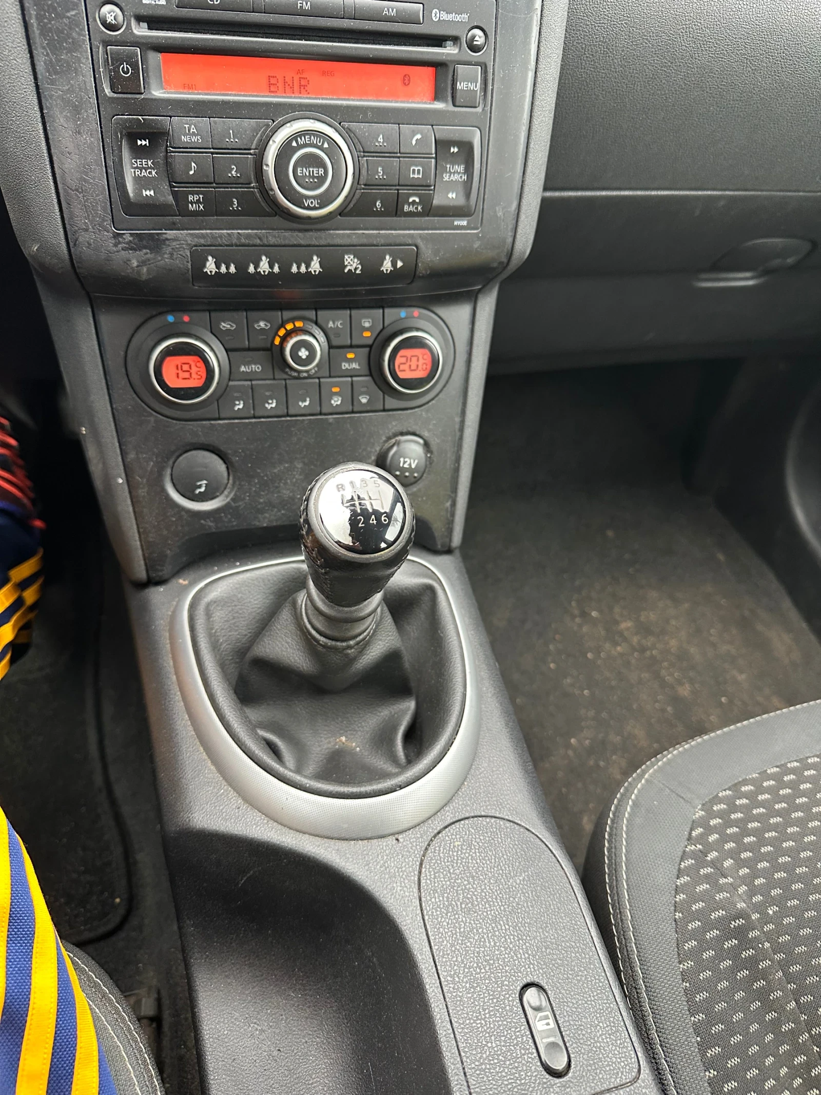 Nissan Qashqai, снимка 6 - Автомобили и джипове - 54095746